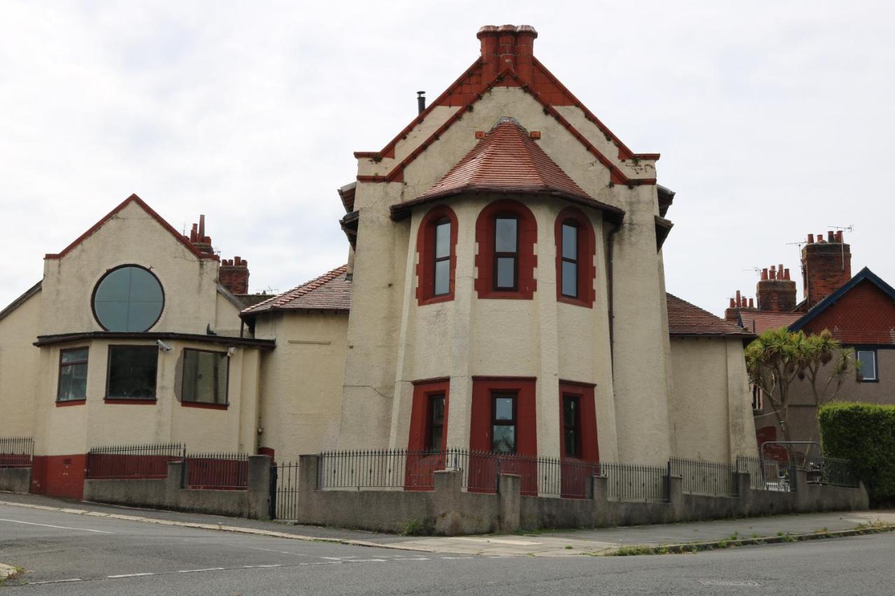 Victoria House Hotel Barrow-in-Furness Exterior foto