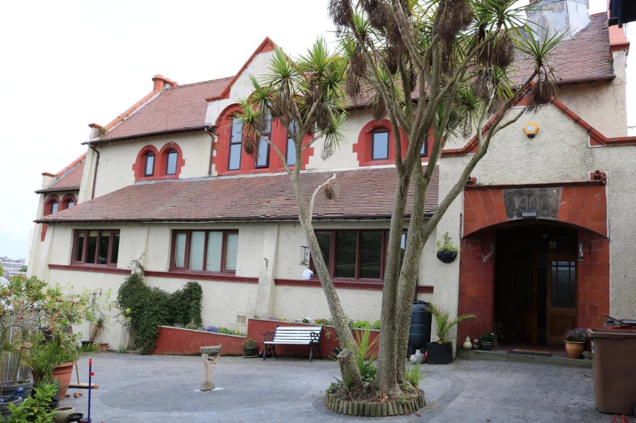 Victoria House Hotel Barrow-in-Furness Exterior foto